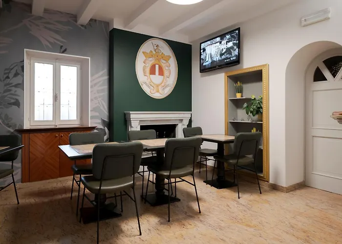 Hotel Ungheria Varese 1946